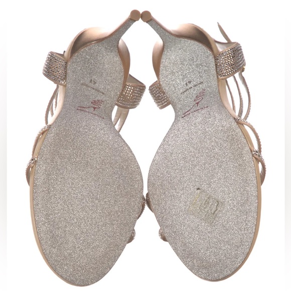 RENÉ CAOVILLA Pearly T-Strap Leather Sandals in Beige Size: 11 | IT 41 - Picture 5 of 16